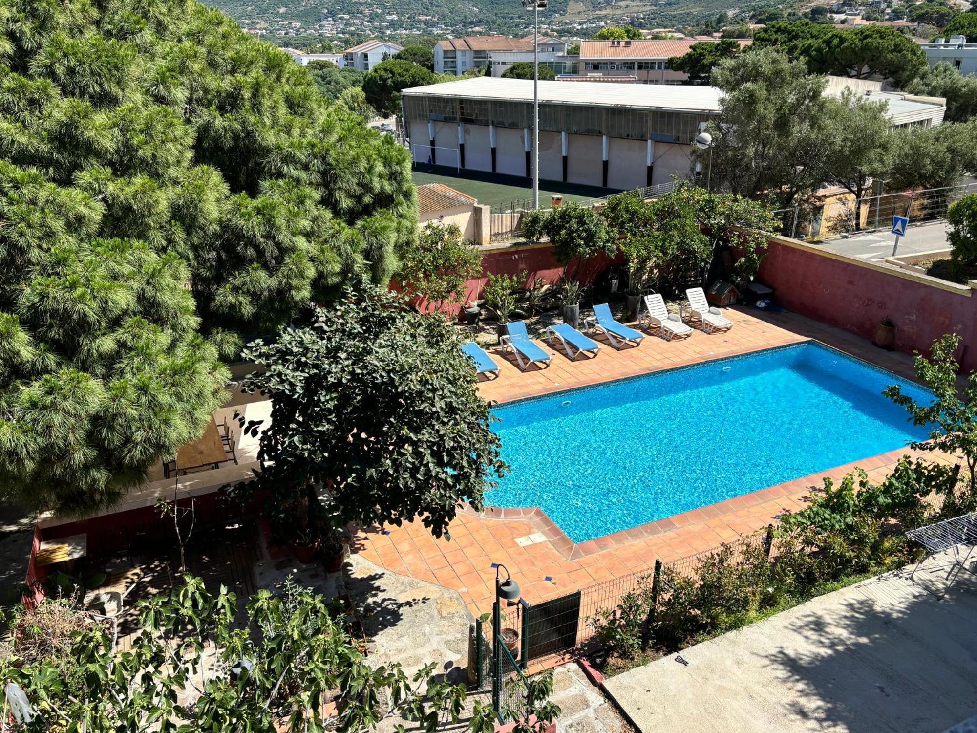 Residence Antonia Appartements Avec Piscine Commune - Centre Ville Calvi Кальви Экстерьер фото